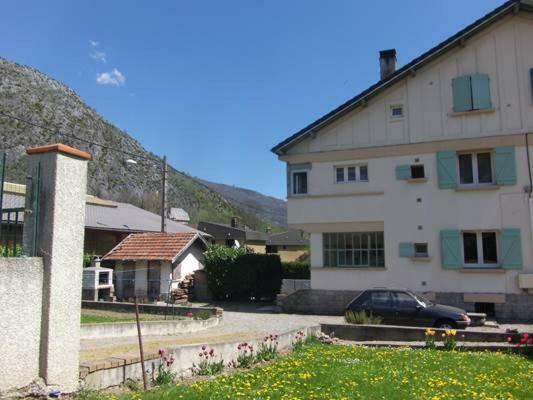 Appartement Au Pied Des Montagnes Auzat Εξωτερικό φωτογραφία